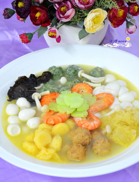 團(tuán)團(tuán)圓圓合家歡