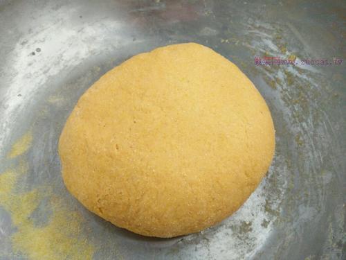 南瓜雜糧發(fā)面團的做法
