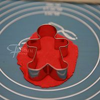 預(yù)熱圣誕姜餅嘍!糖霜和翻糖造型一次教你三款的做法圖解25