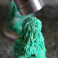 甜甜圈圣誕樹的做法圖解15