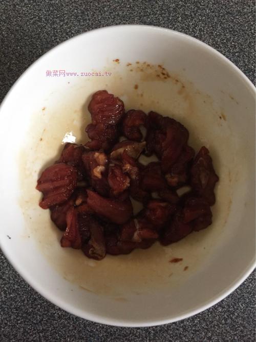 牛肉粒洋蔥披薩的做法