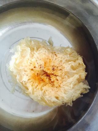 醒目冰鎮(zhèn)銀耳的做法步驟：2