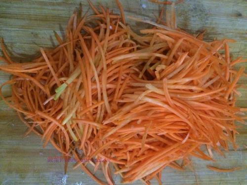 胡蘿卜豬肉包子的做法