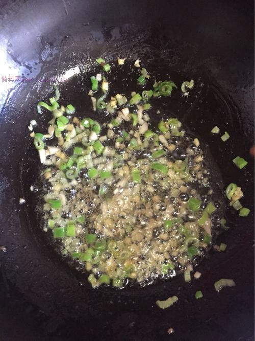 肉絲炒面的做法