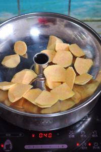 紅薯甜筒#甜蜜之家圣誕季#的做法步驟1