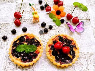 酸奶藍(lán)莓派