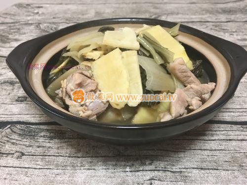 冬筍腌菜火鍋的做法