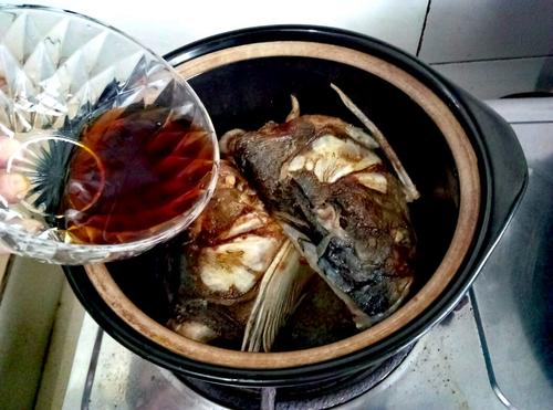 干鍋魚(yú)頭的做法
