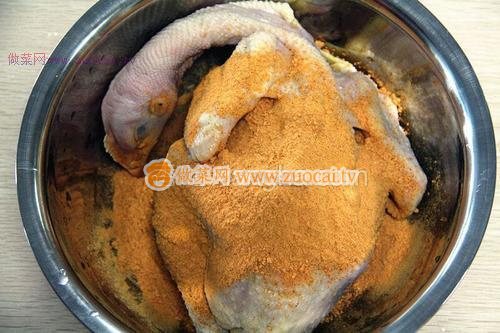 餐桌上雞情四射，比肯德基還美味的奧爾良烤雞的做法