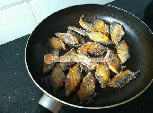 煎帶魚的做法