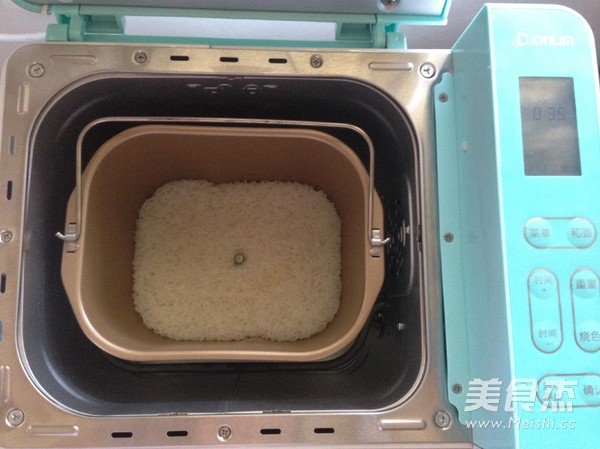 面包機(jī)香菇臘味飯的做法