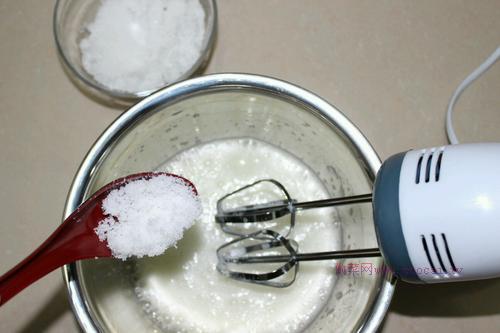 6寸戚風(fēng)蛋糕的做法