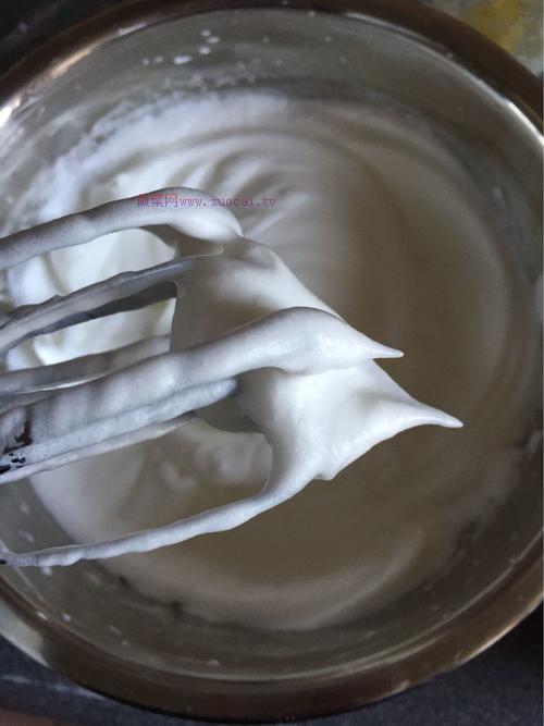 8寸戚風(fēng)蛋糕的做法