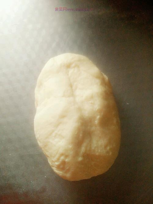 蔥香烤腸面包的做法