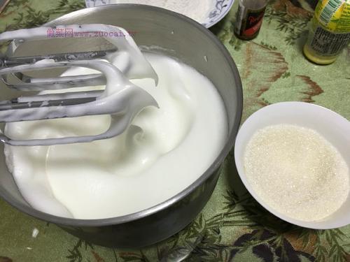 10寸戚風(fēng)蛋糕的做法