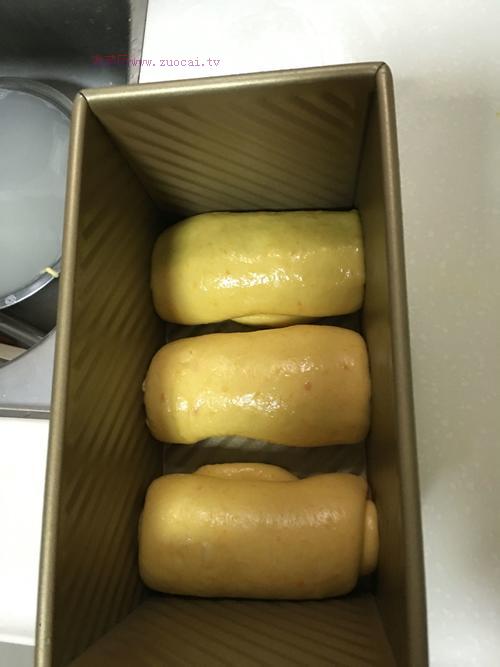 南瓜吐司(一次發(fā)酵法)的做法