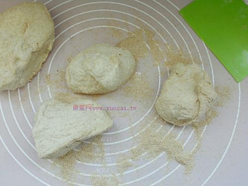 粗糧麥麩主食面包的做法