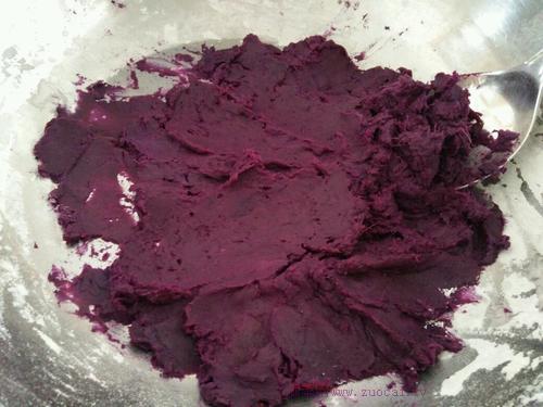 無(wú)水紫薯面團(tuán)的做法