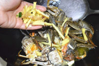 大閘蟹炒年糕#“蟹”意濃濃在京東#的做法步驟9