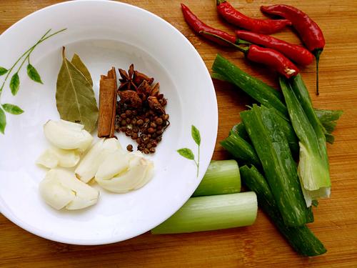 帶魚(yú)罐頭的做法