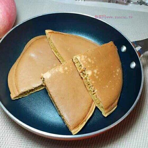 養(yǎng)顏之紅糖雞蛋餅的做法