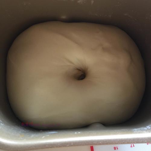 蜜紅豆淡奶面包塊的做法