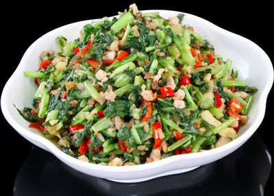 蘿卜纓炒肉丁的做法，蘿卜纓怎么炒肉丁爽脆好吃