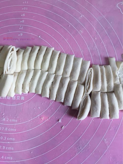 牛肉手搟面的做法