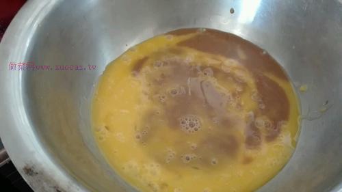 咖啡戚風(fēng)蛋糕的做法