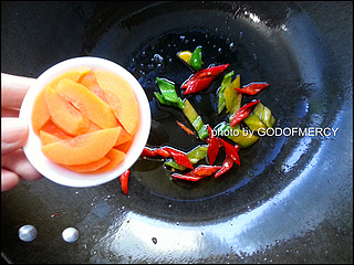 舌尖上的高考:舒緩壓力白菜炒肉片