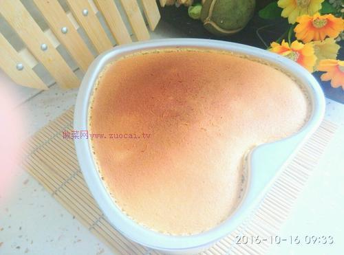 八寸戚風(fēng)心型蛋糕的做法