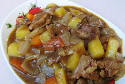 獨家自創(chuàng)的咖喱牛肉做法，高壓鍋咖喱牛肉