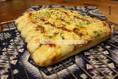 蔥香肉松排包的做法