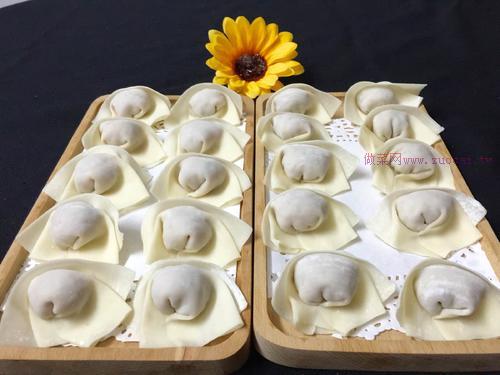 豬肉香菇大云吞的做法