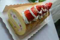 圣誕老人草莓卷#甜蜜之家圣誕季#的做法步驟8