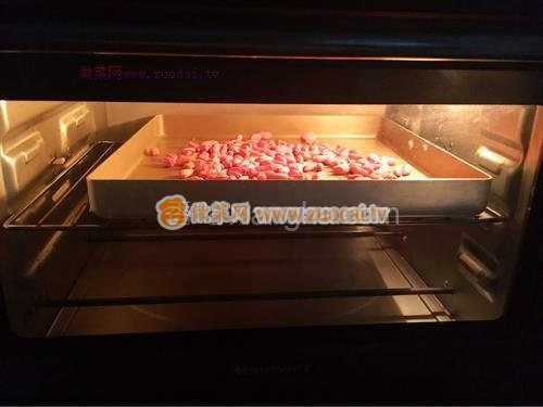 花生牛軋?zhí)堑淖龇?/ data-8vNA=