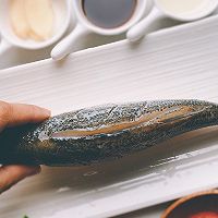 吃好一條魚？是煎、是炸、是燉？蔥油鱸魚，請跟我來學(xué)哦！的做法圖解2