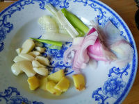 黑胡椒汁雞翅的做法步驟1