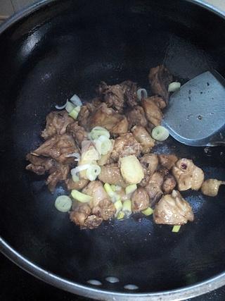 茶香栗子雞的做法步驟:8