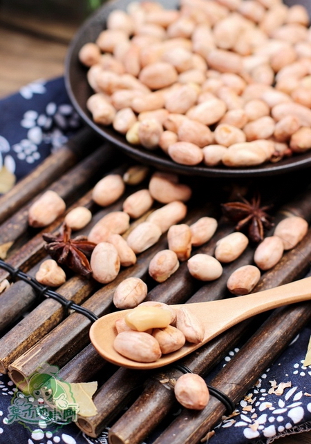 鹽焗五香花生