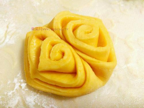 南瓜花樣饅頭的做法
