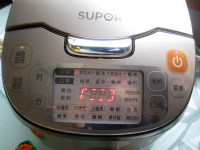 臘肉土豆?fàn)F鍋巴飯的做法步驟7