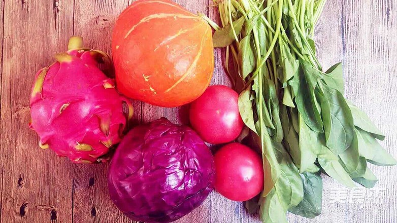 再挑剔的小孩也無法拒絕！彩色蔬果面的做法