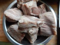 豆角干燒排骨的做法步驟1
