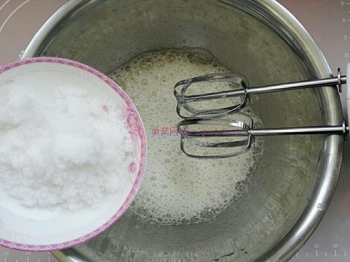 黑米燙面戚風(fēng)的做法