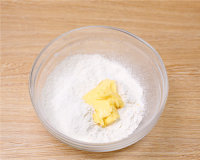 新鮮玫瑰花蘋(píng)果派的做法步驟3