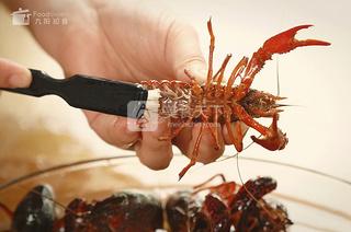 麻辣小龍蝦-九陽知食的做法步驟:1