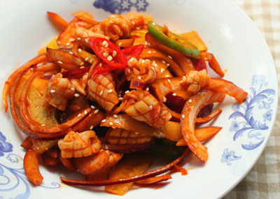 涼拌魷魚的韓式做法，韓國涼拌新鮮魷魚爽口好吃