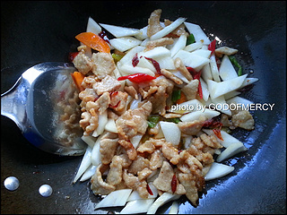 舌尖上的高考:舒緩壓力白菜炒肉片