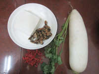 淡菜蘿卜豆腐湯的做法步驟1